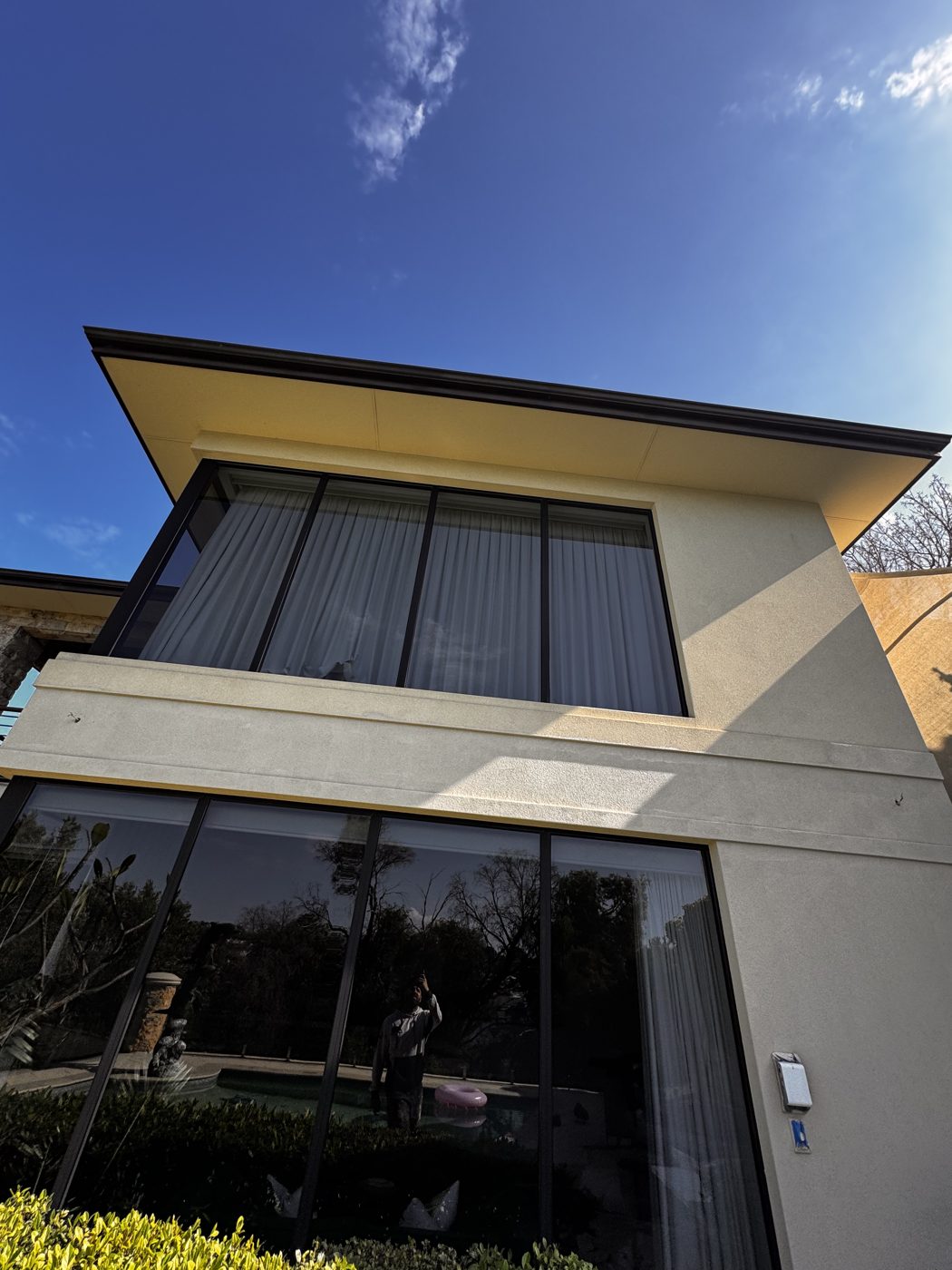 Upper storey render and eaves on a Perth home